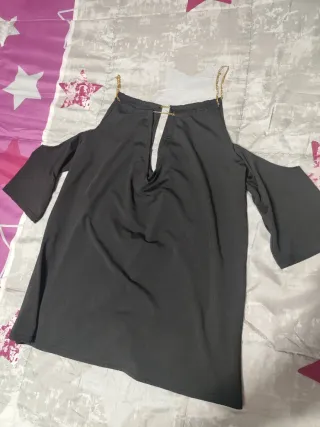 Blusa vestir con cadenas y aberturas talla L/XL