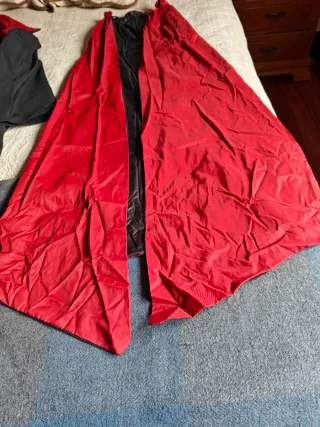 Disfraz Carnaval Negro y Rojo Talla Única