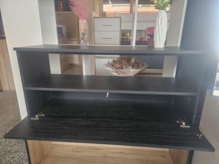 Mueble para televisión  102cm