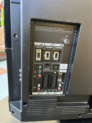 TV Sharp LC-32LE600E