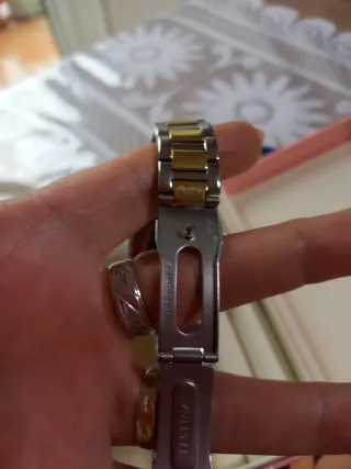 Reloj Festina Mujer Dorado y Rojo