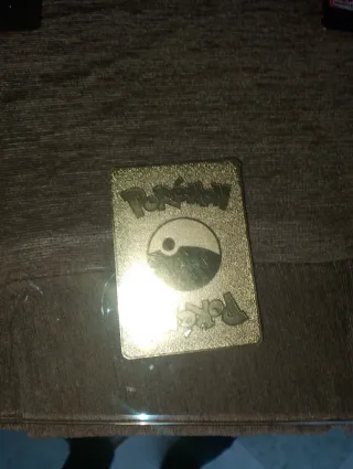 Carta Pokémon Charizard VMAX Dorada Metálica