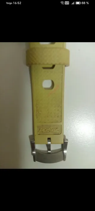 Reloj Zodiac Seadragon ZO2219 Lima/Amarillo