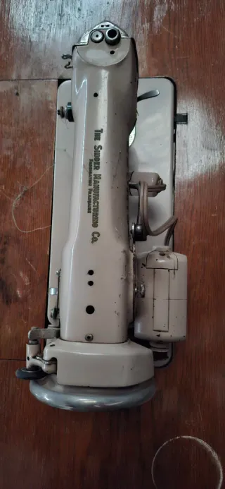 Máquina de coser Singer 191B  muy antigua...