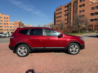 Nissan Qashqai+2