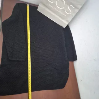 Sudadera COS Negra Texturizada