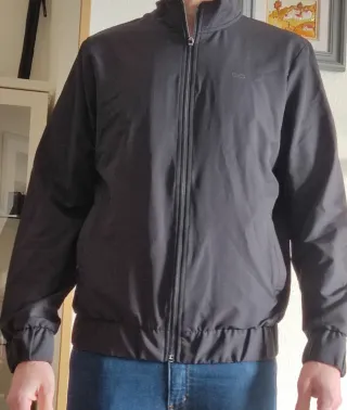 Chaqueta doone mountain (sprinter) deportiva gris.