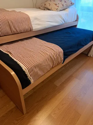 Cama nido de madera con cajones