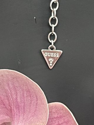 Gargantilla GUESS de Acero Inoxidable.