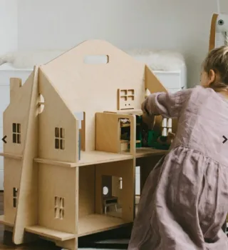 Casa Muñecas Madera grande Nueva con etiqueta