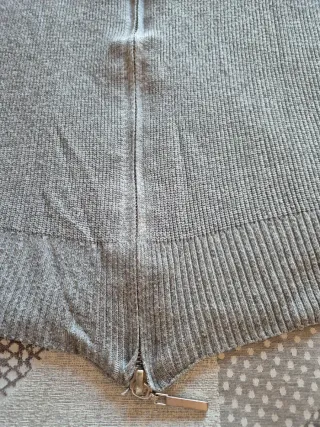 Stradivarius Jersey gris corto Cropped Overside