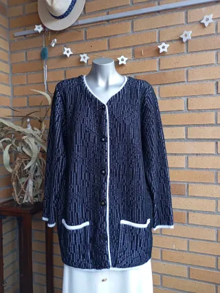 Cardigan Vintage Blanco y Negro