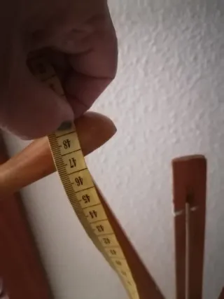 6 Perchas  expositoras madera infantil