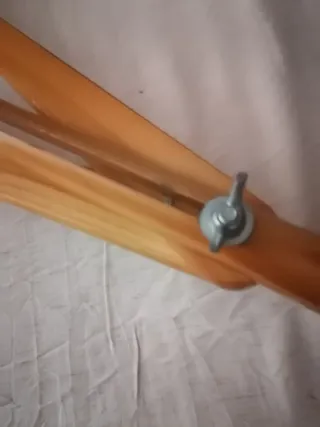 6 Perchas  expositoras madera infantil