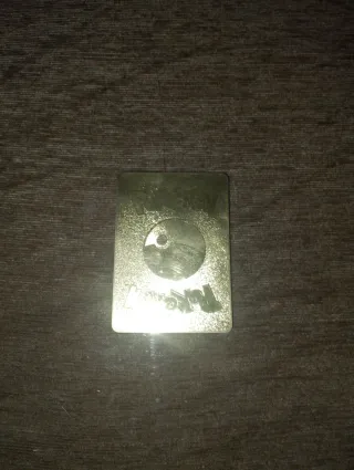 Carta Pokémon Dorada Metálica