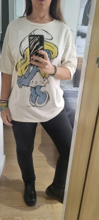 Camiseta the Smurfs. Pitufina