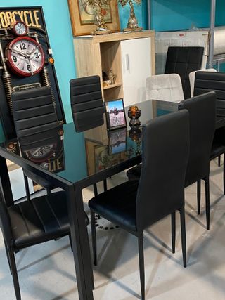 MESA COMEDOR CRISTAL NEGRA Y 6 SILLAS