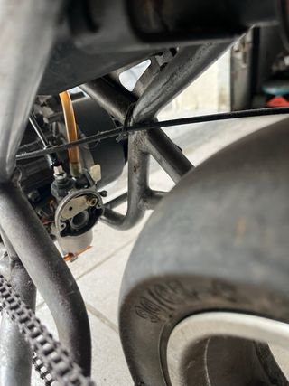 Minimoto de carreras + repuestos