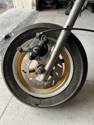 Minimoto de carreras + repuestos