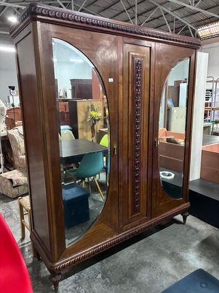 Armario de madera con espejos SEGUNDA MANO