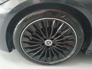 Mercedes-Benz CLE (236) 2025