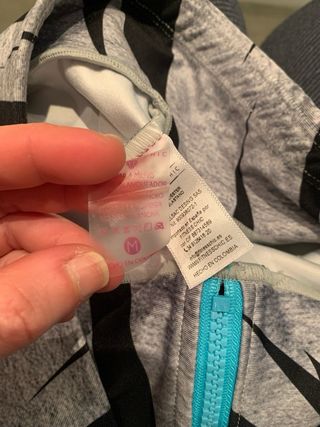 Pantalón corto entrenamiento mujer estampado tigre