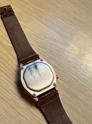 Reloj Casio Oro Rosa Digital