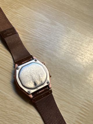 Reloj Casio Oro Rosa Digital