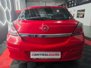 Opel Astra 2010