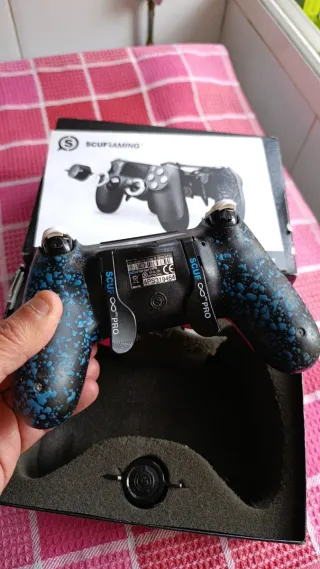 Mando Scuf Gaming PS4 Pro Rosa