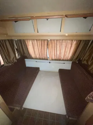 Caravana Versailles 370-L