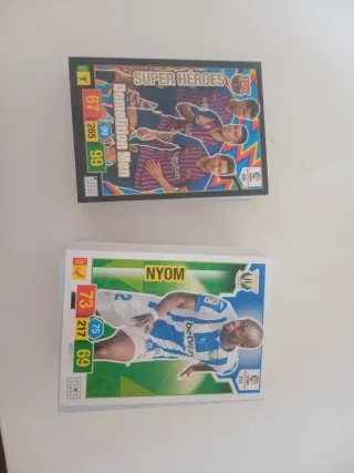 Lote 168 cromos Adrenalyn 18/19 (50 especiales)