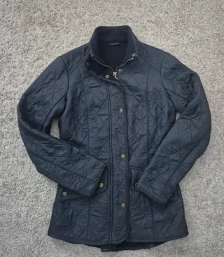 Chaqueta Barbour acolchada negra