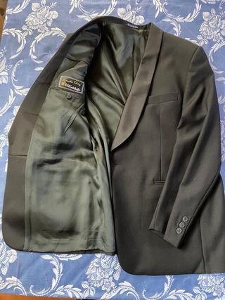 Esmoquin Hombre. Negro. Pura Lana Virgen. ECI.