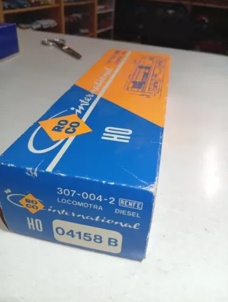 LOCOMOTORA 307 RENFE ROCO H0 POST-UIC REF-04158B