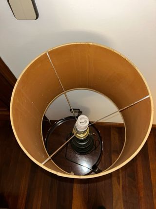 Lámpara de mesa Metalarte verde y beige