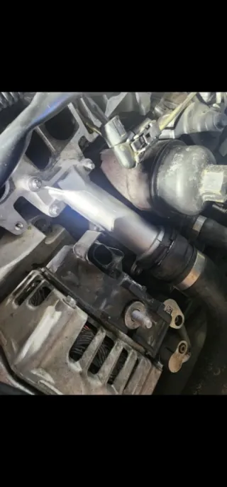 Brida refrigerante BMW 11127810707 N57 N47