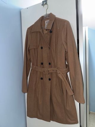 Abrigo cruzado de paño beige