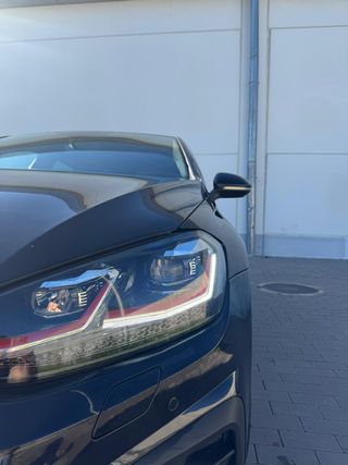 Volkswagen Golf GTI 7.5 230 cv