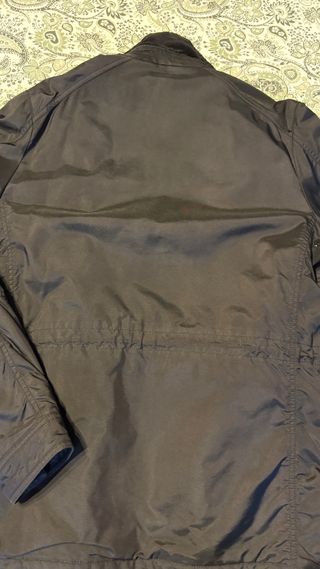 Chaqueta Burberry Negra Impermeable y acolchada