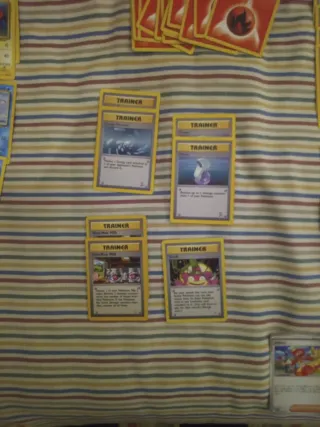 Cartas Pokémon Variadas