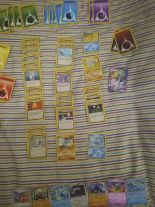 Cartas Pokémon Variadas