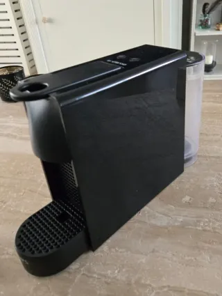 Cafetera Nespresso Krups Essenza