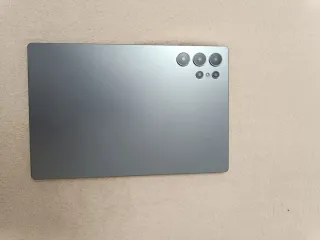 Tablet da 10,60 pollici con 16 GB di RAM e 1 TB di memoria