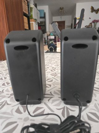Altavoces Trust Remo 2.0 Negros