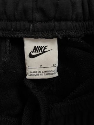 Pantalón chándal Nike negro