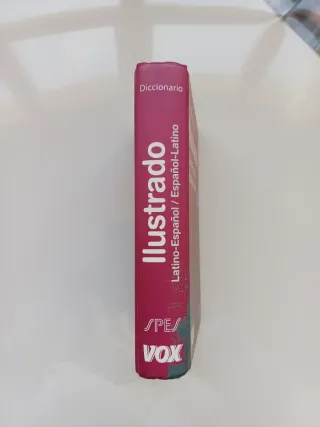Diccionario Ilustrado Latín. Latino-Español/ Es...