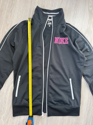 Chaqueta Nike Retro Vintage Negra y Rosa
