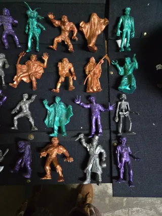 Figuras Súper Monstruos Colección