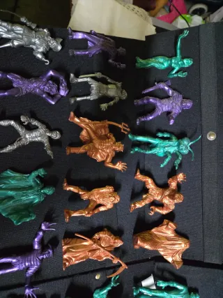 Figuras Súper Monstruos Colección